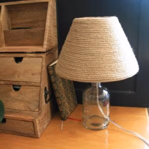 Abat-jour relooké en jute