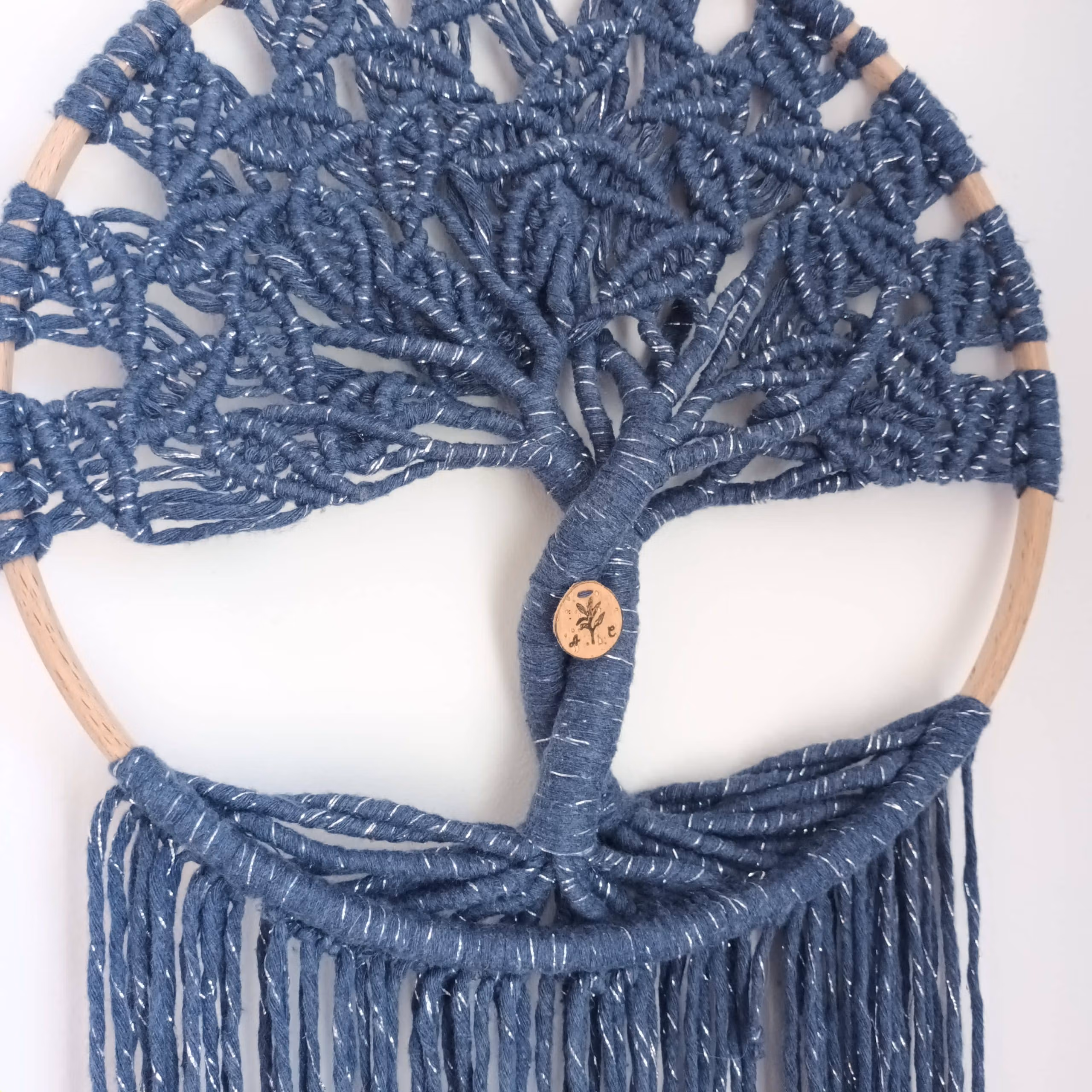 petit arbre de vie macramé jean argenté avec logo