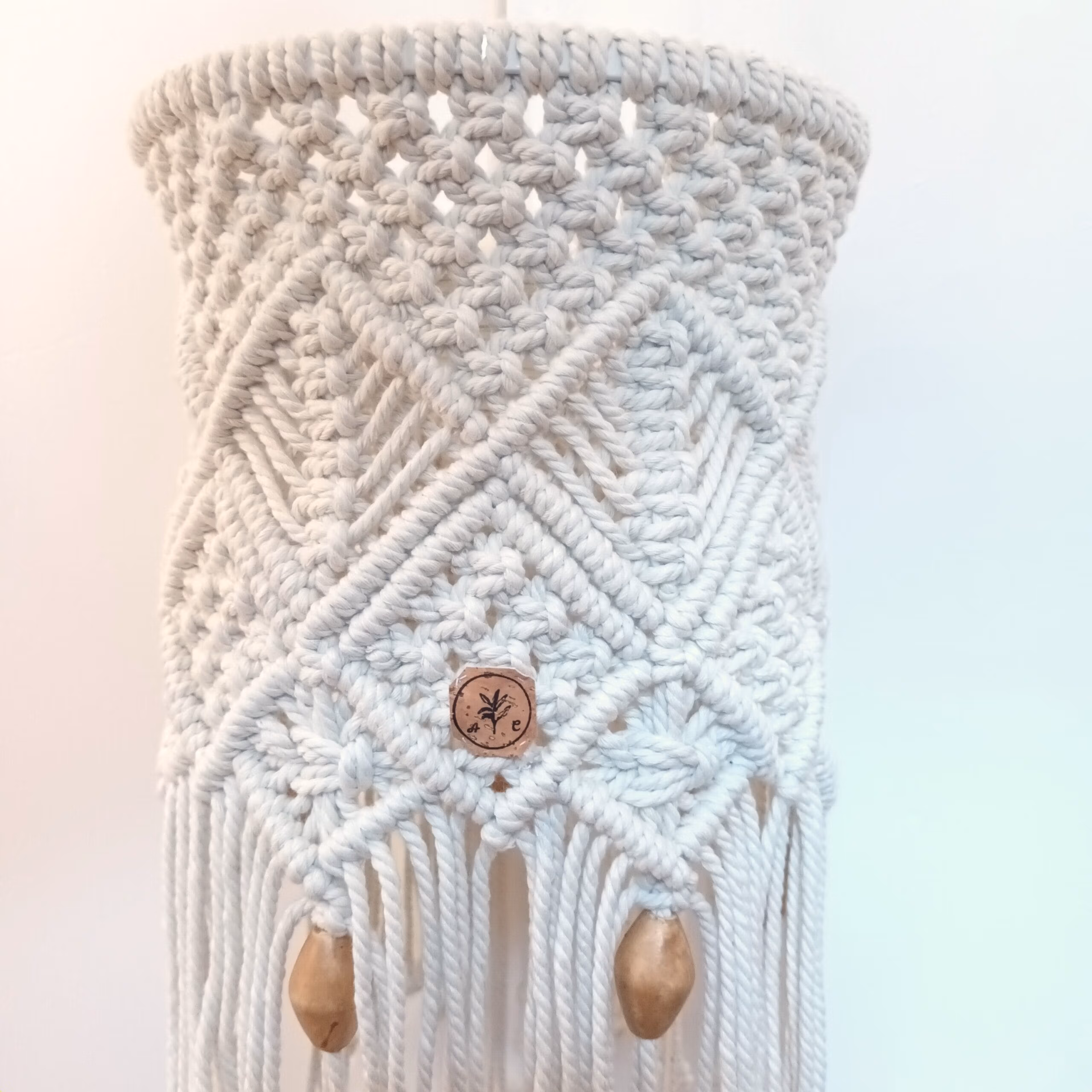 détail lampe suspesion macramé