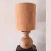 lampe à poser en bois et liège sur socle enbois