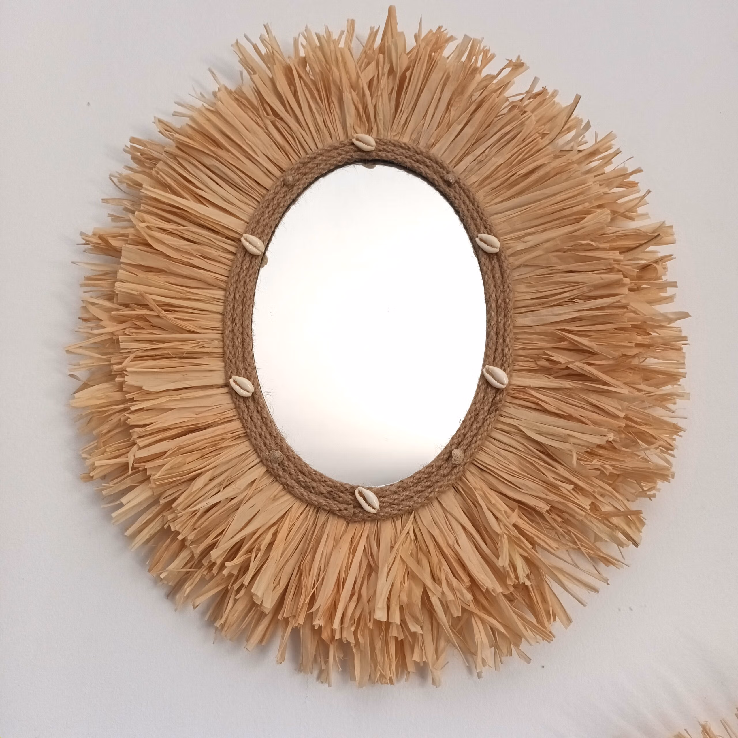 miroir ovale raphia et coquillages