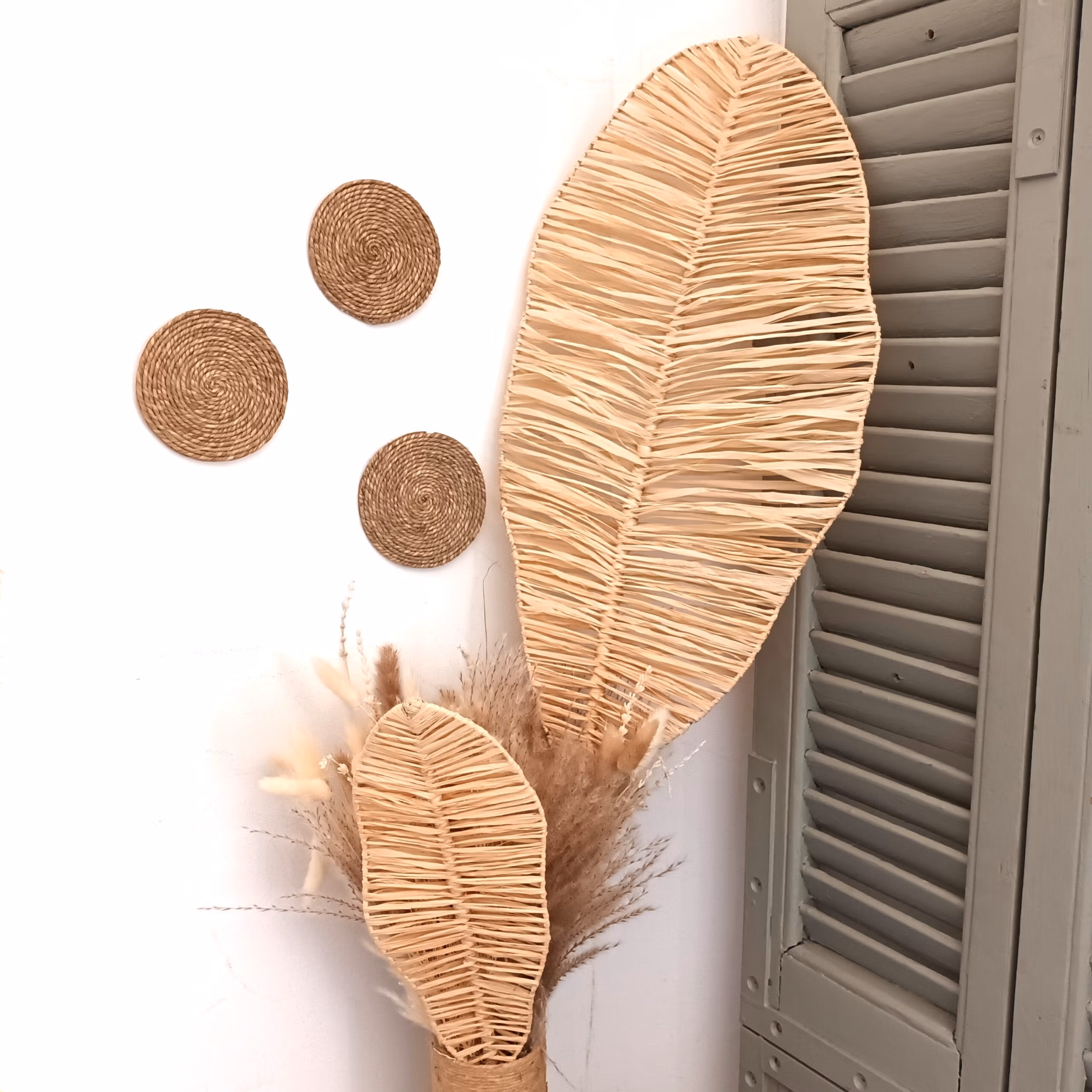 feuille décorative raphia, la petite et la grande