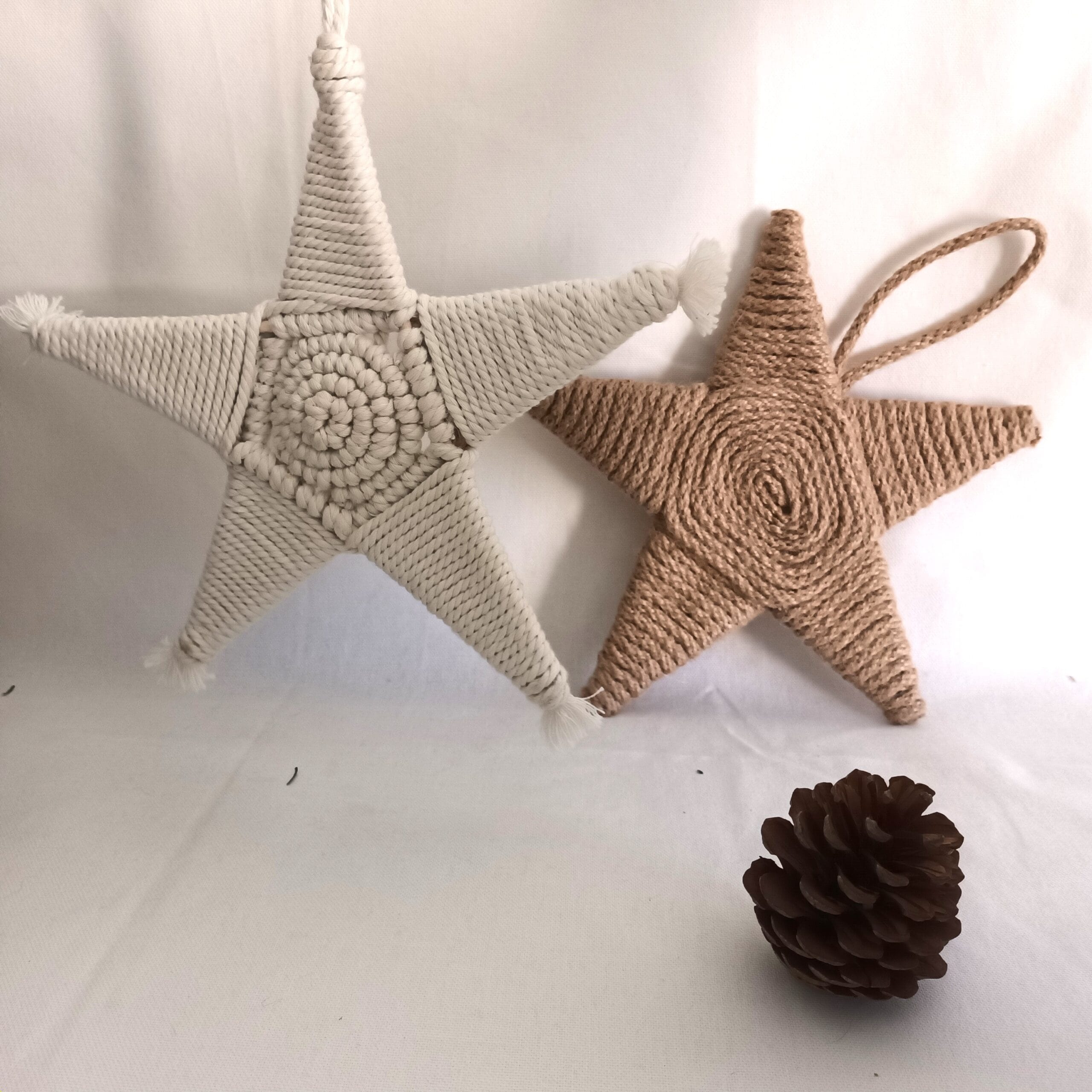 étoiles de Noël étoiles de Noël en macramé et en corde de jute